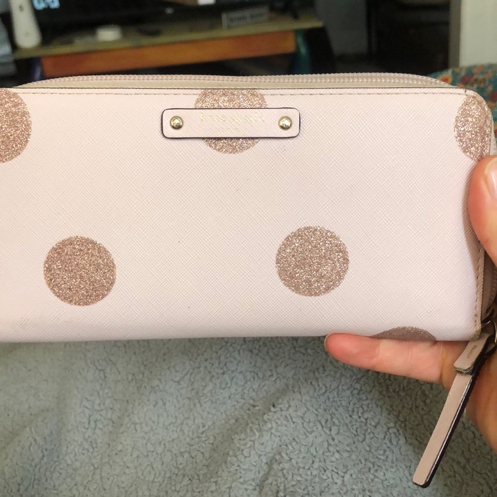 Glittery Kate Spade wallet with zipper